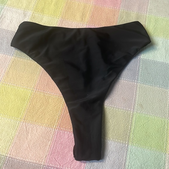 Bikini in animal print - Picture 5 of 8